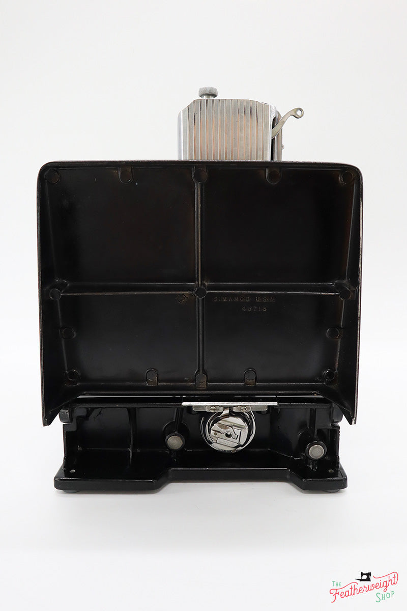 Singer Featherweight 221 Sewing Machine, Centennial: AK075***
