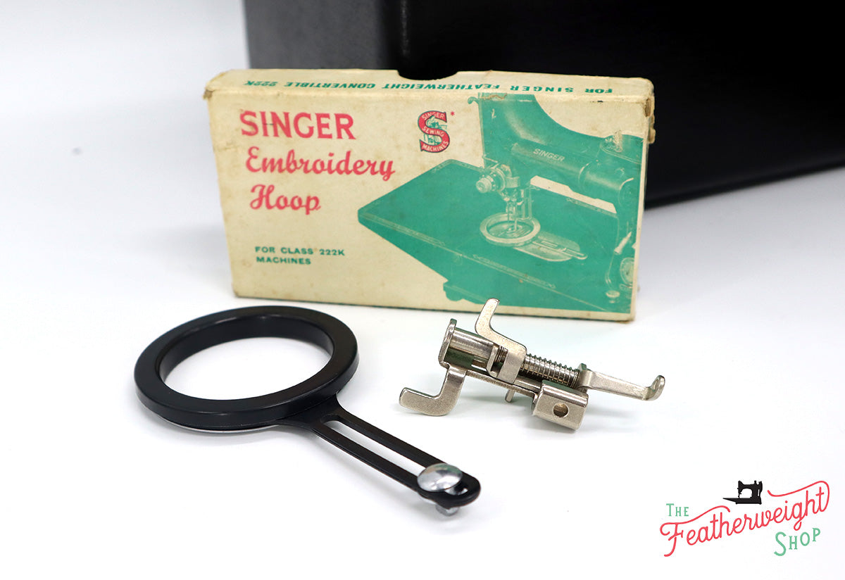 Singer Featherweight 222K Sewing Machine, RED "S" ER0244**