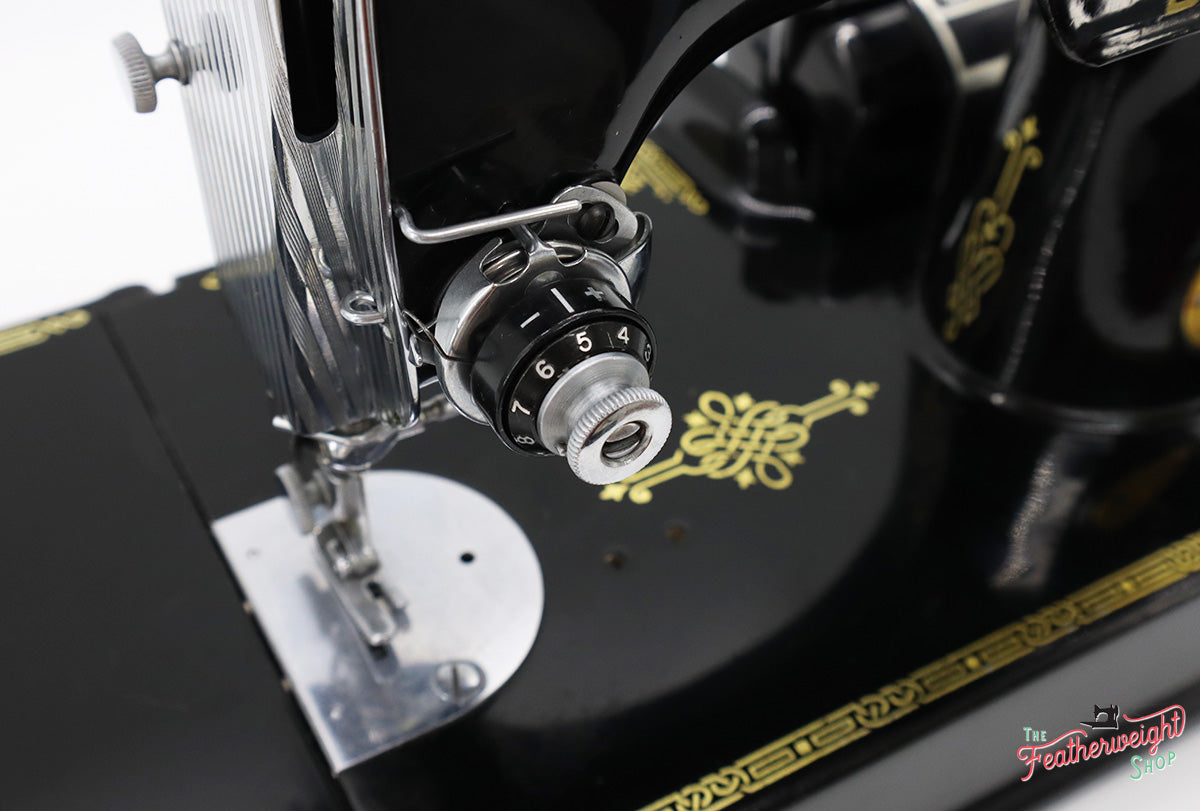 Singer Featherweight 221 Sewing Machine, AJ212***