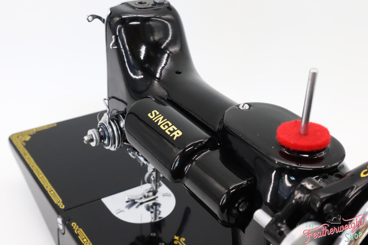 Singer Featherweight 221 Sewing machine, 1935 AD881***