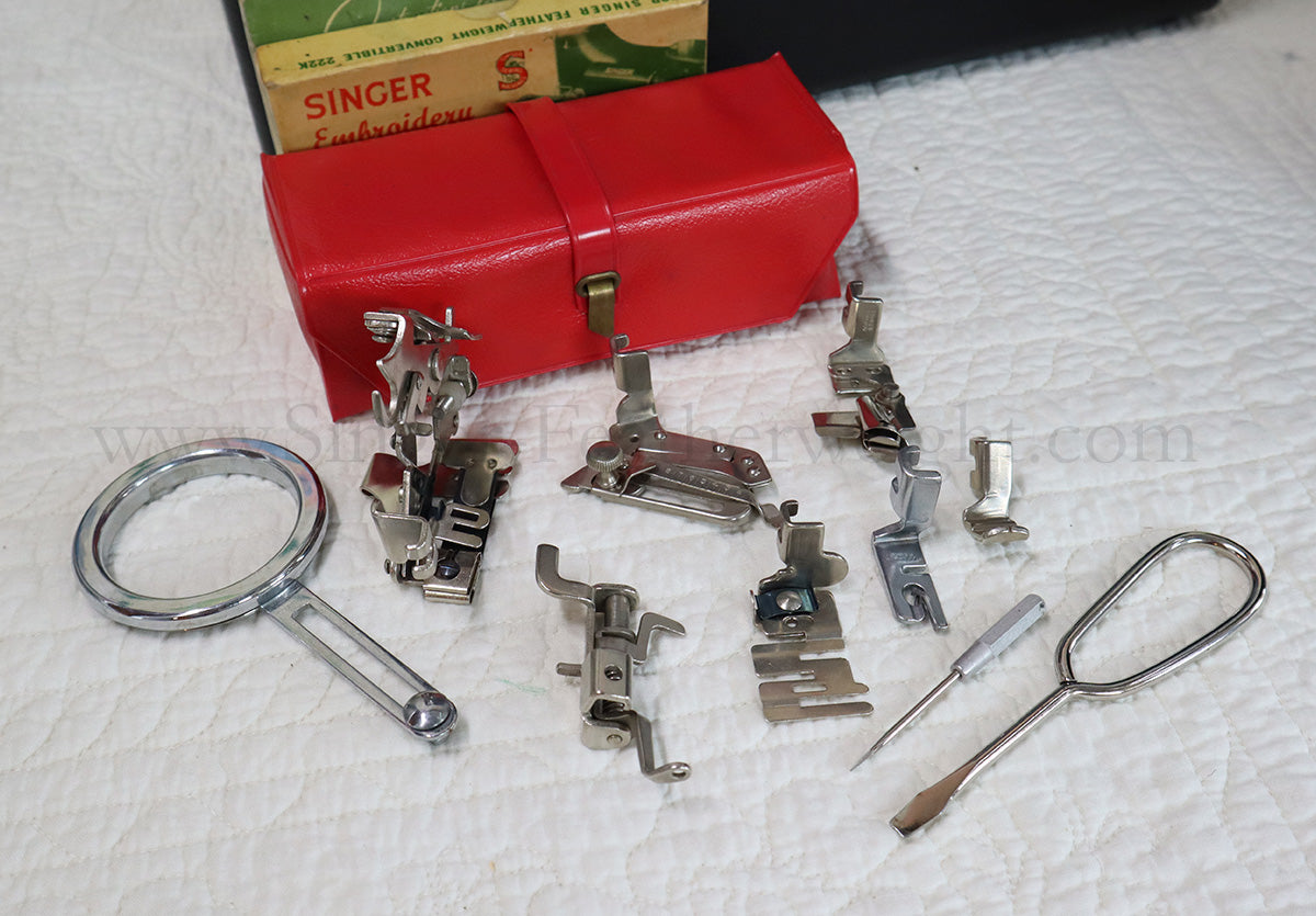 Singer Featherweight 222K Sewing Machine, RED "S" EP5428**