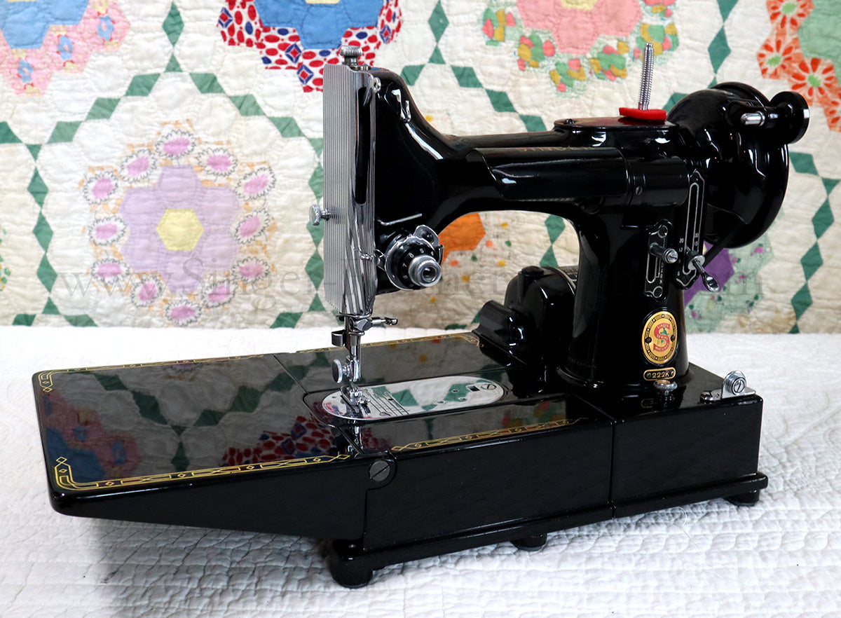 Singer Featherweight 222K Sewing Machine, RED "S" EP5428**