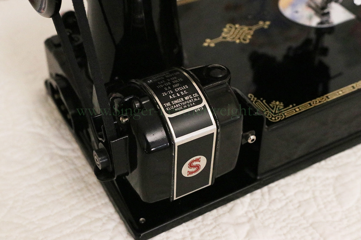 Singer Featherweight 221 Sewing Machine, AJ198***