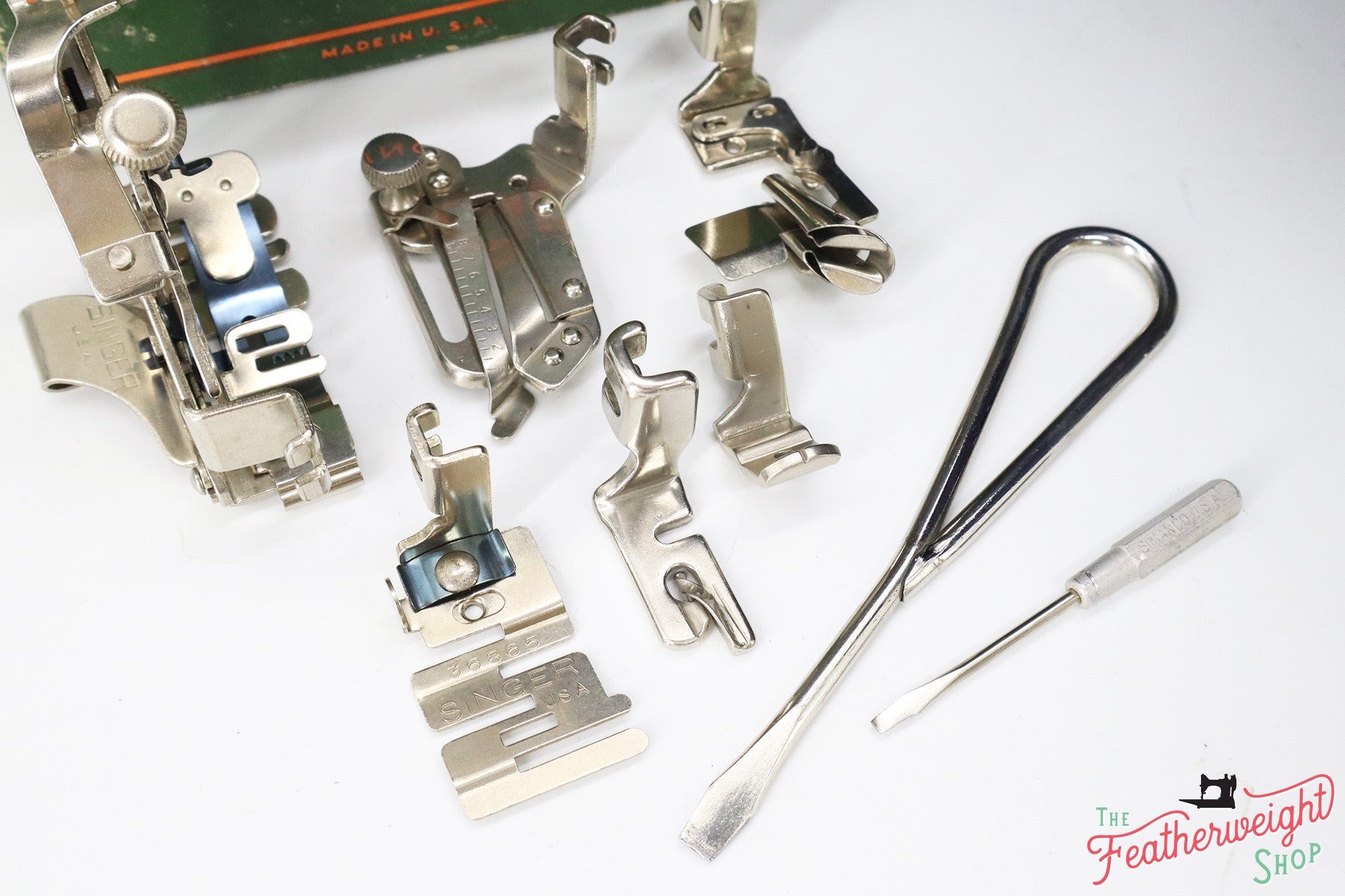 Singer Featherweight 221 AF1708** - Fully Restored in Black Iris