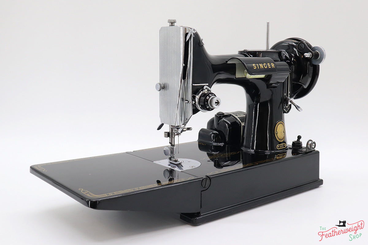 Singer Featherweight 221 1955 - AL946***