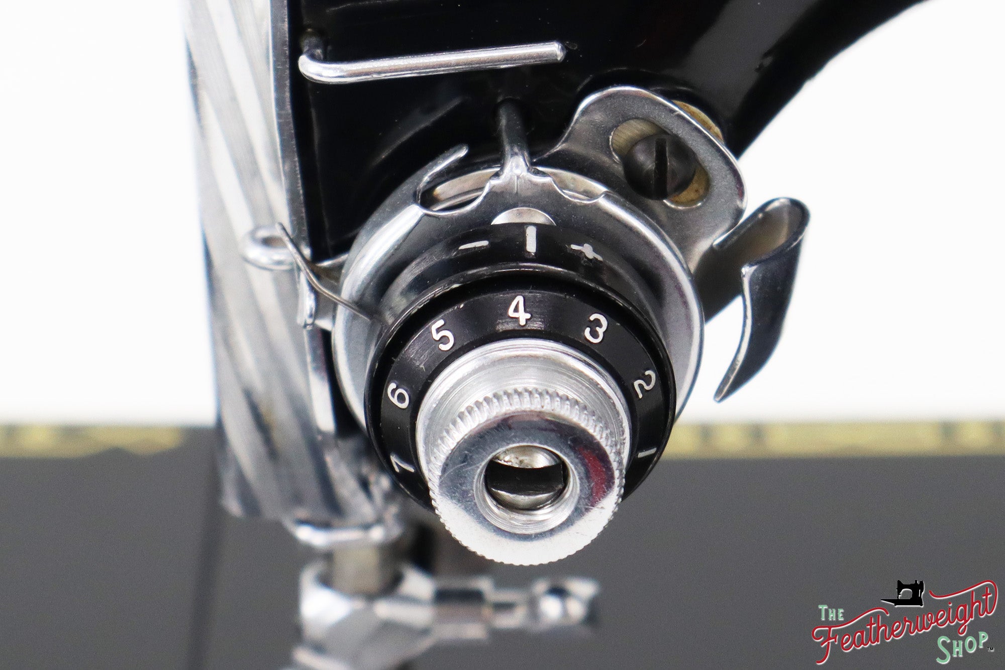 Singer Featherweight 221K Sewing Machine, RED "S" - ES171***