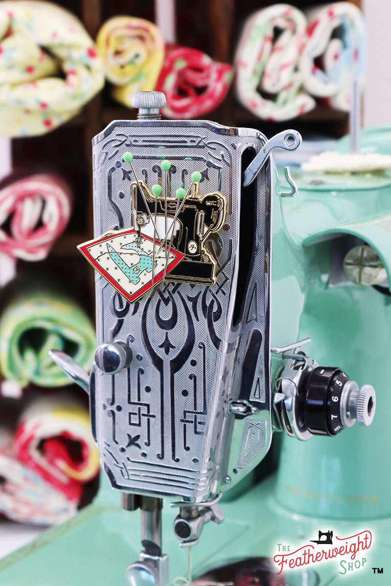 Needle Minder, PIN PAL - Singer Featherweight Quilt