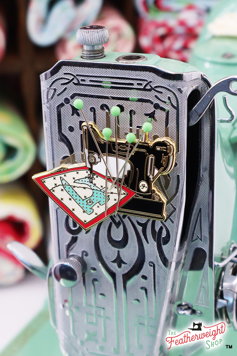 Needle Minder, PIN PAL - Singer Featherweight Quilt