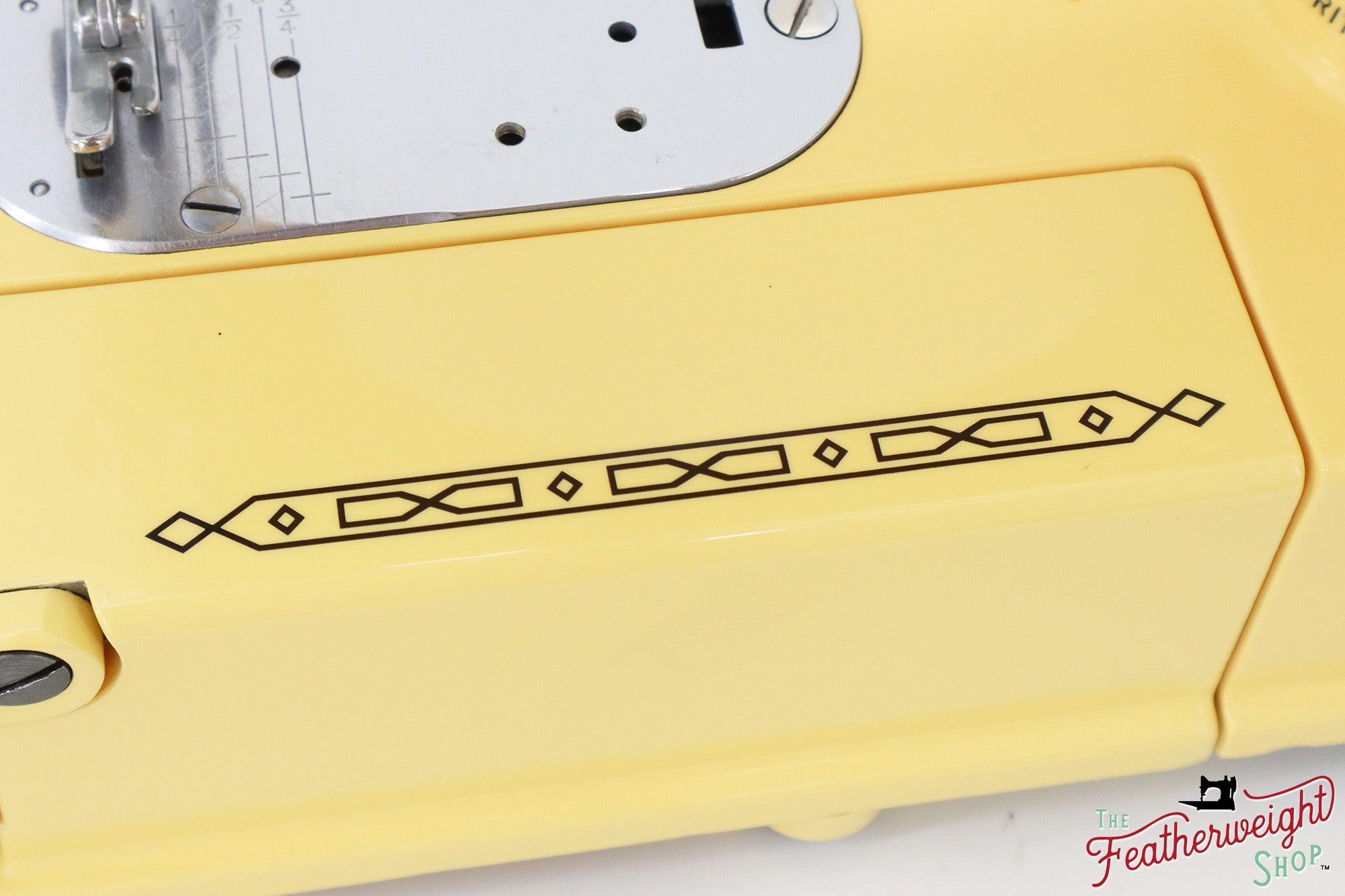 Singer Featherweight 222K - EK3264** - Fully Restored in Happy Yellow