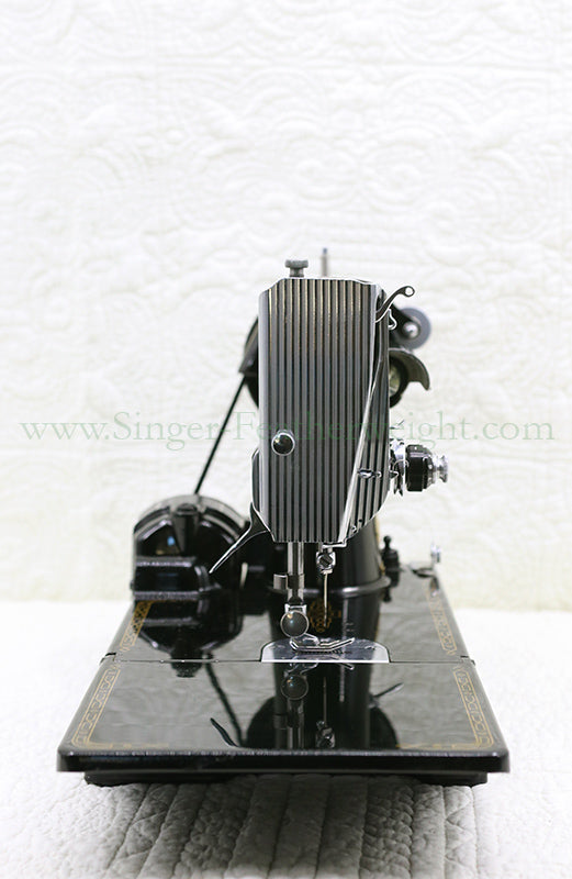 Singer Featherweight 221 Sewing Machine, AM383***