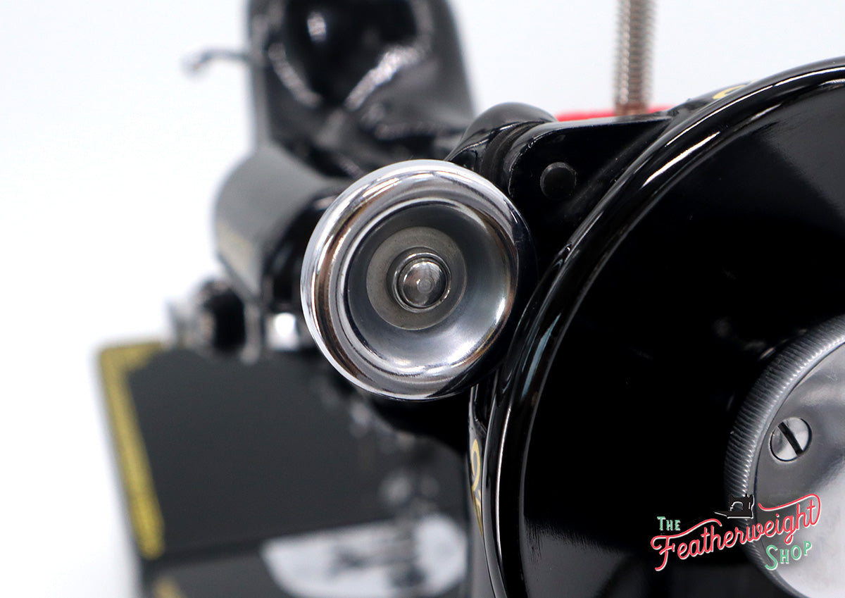 Singer Featherweight 221K Sewing Machine, EH891***