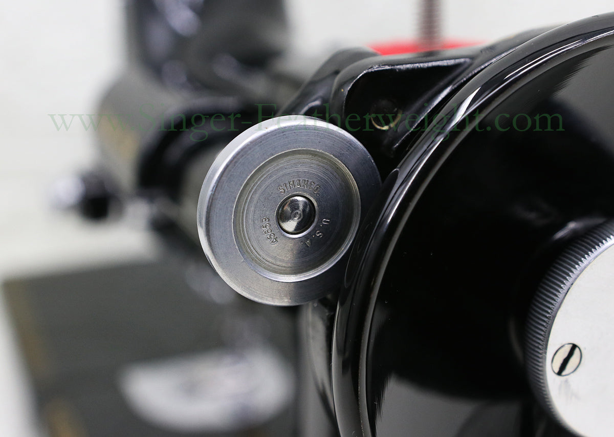 Singer Featherweight 221 Sewing Machine, AM383***