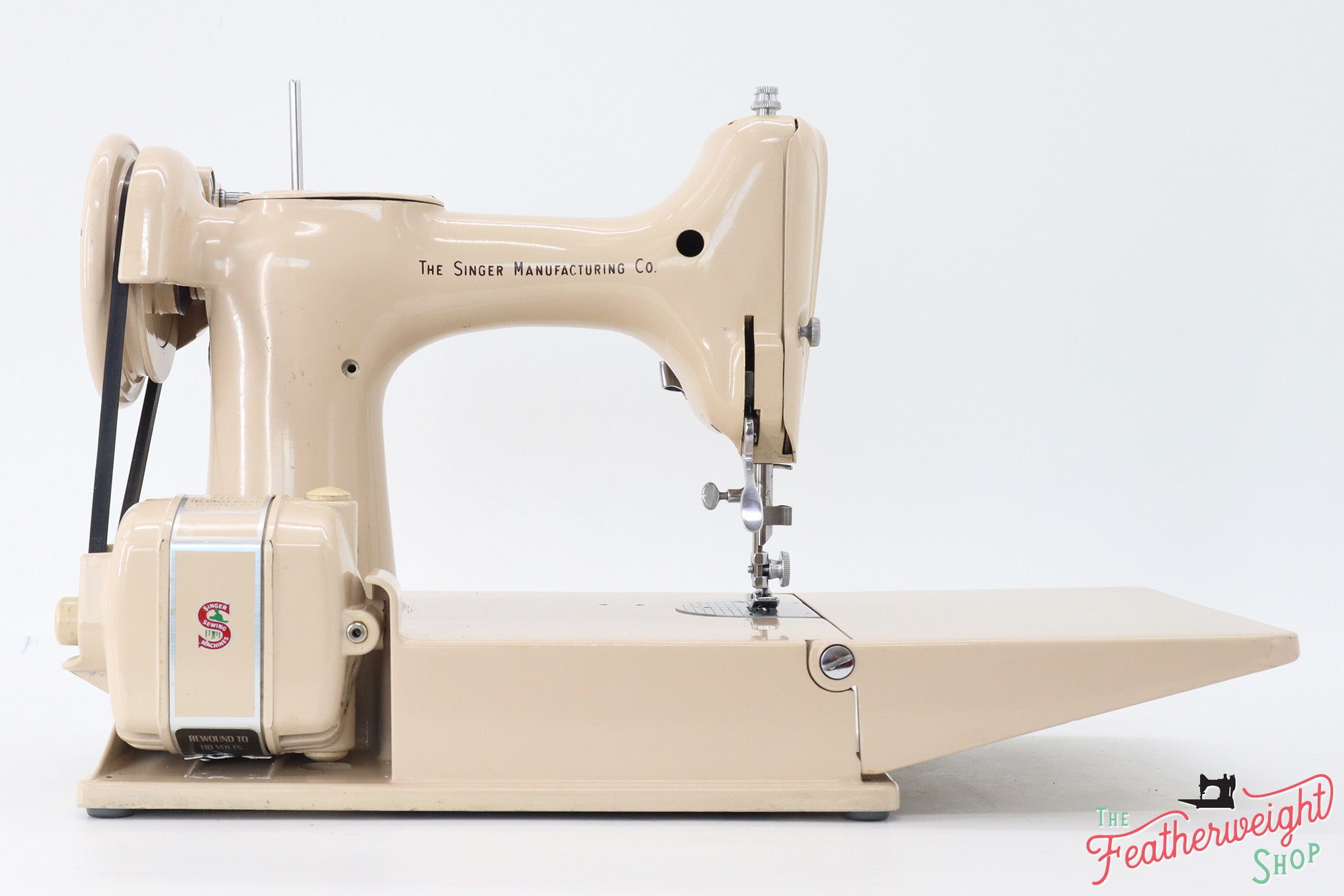 Singer Featherweight 221J Sewing Machine, Tan - JE156***