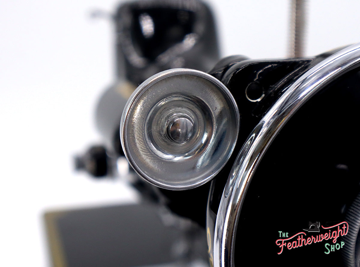 Singer Featherweight 221 Sewing Machine, AF496***