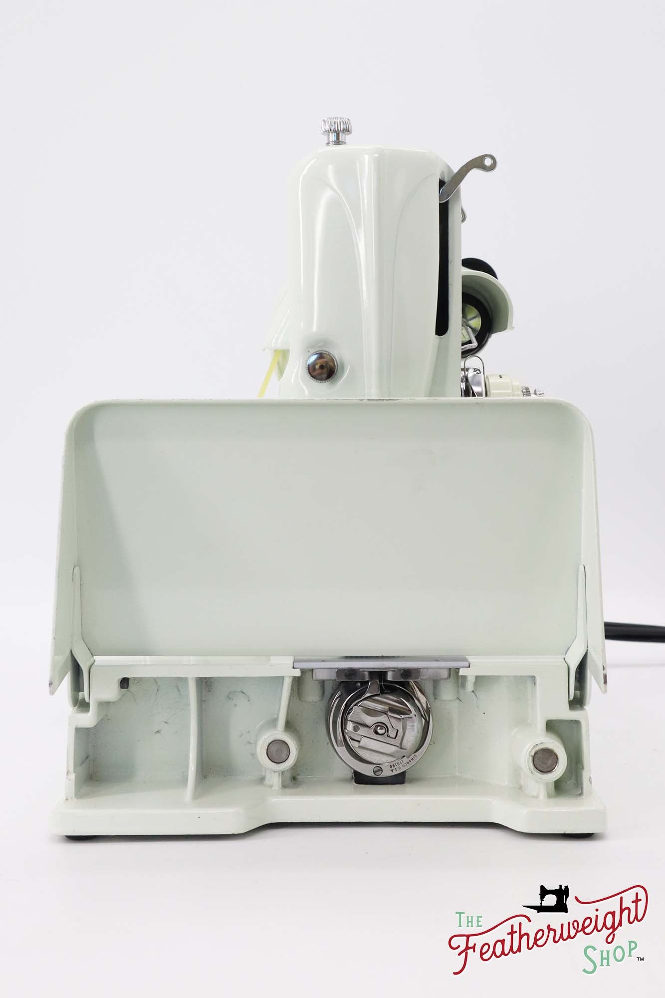 Singer Featherweight 221K Sewing Machine, British WHITE EV970***