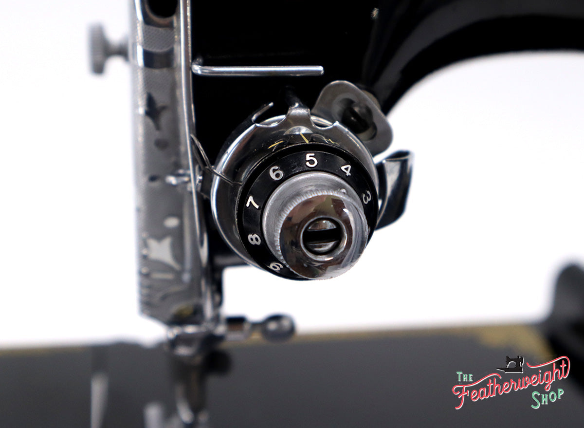 Singer Featherweight 221 Sewing Machine, AF496***