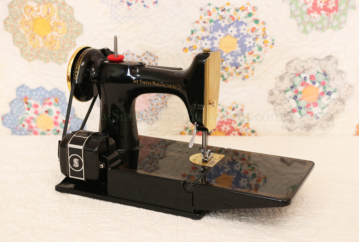 Singer Featherweight 221 Sewing Machine, AL721*** GOLD PLATED!!!