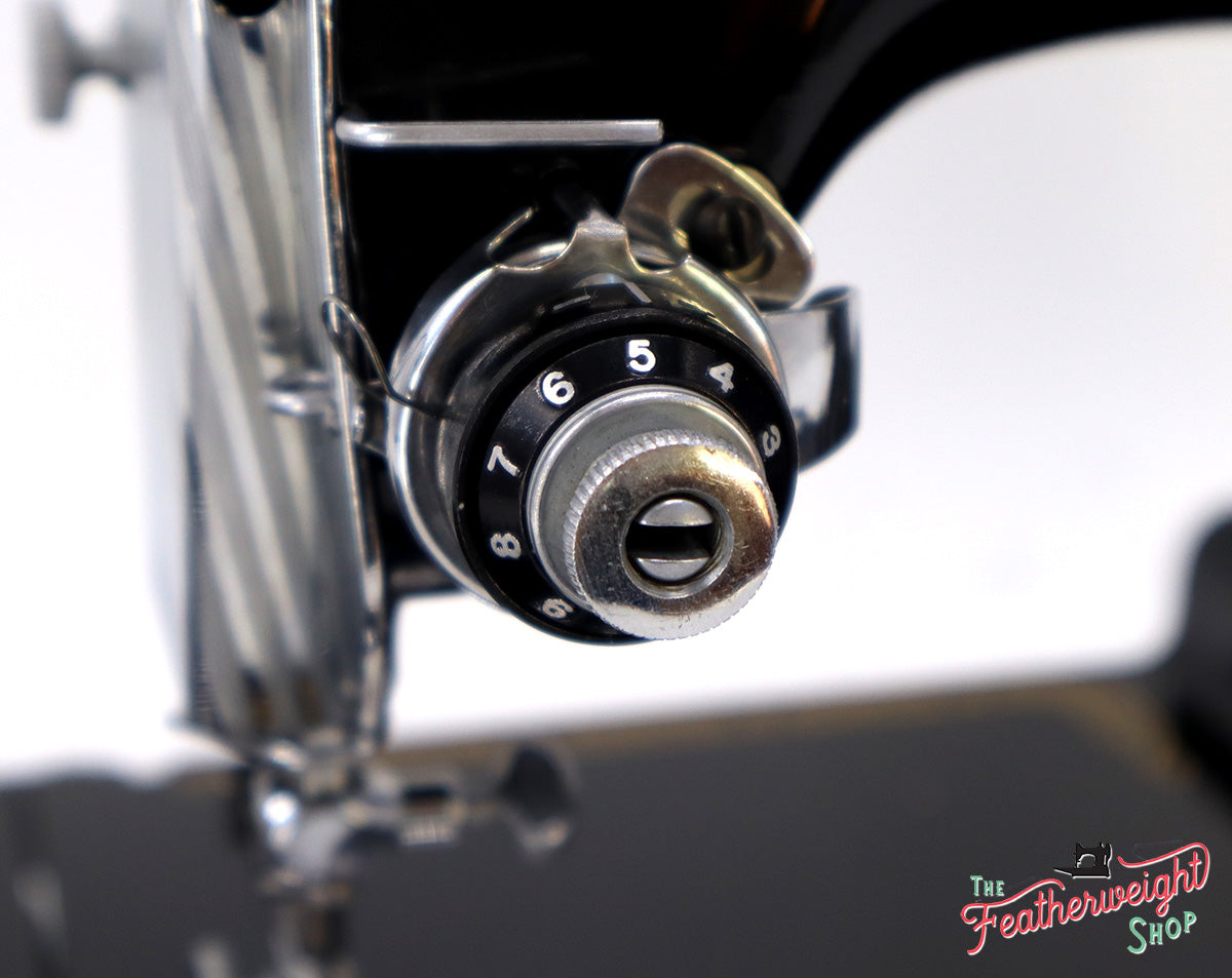 Singer Featherweight 221 1954 - AL690***