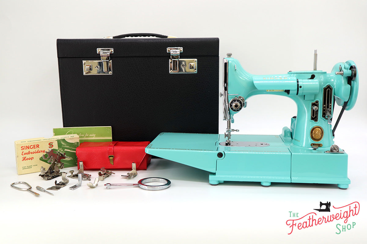 Singer Featherweight 222K Sewing Machine EL6858** - Fully Restored in Tiffany Blue