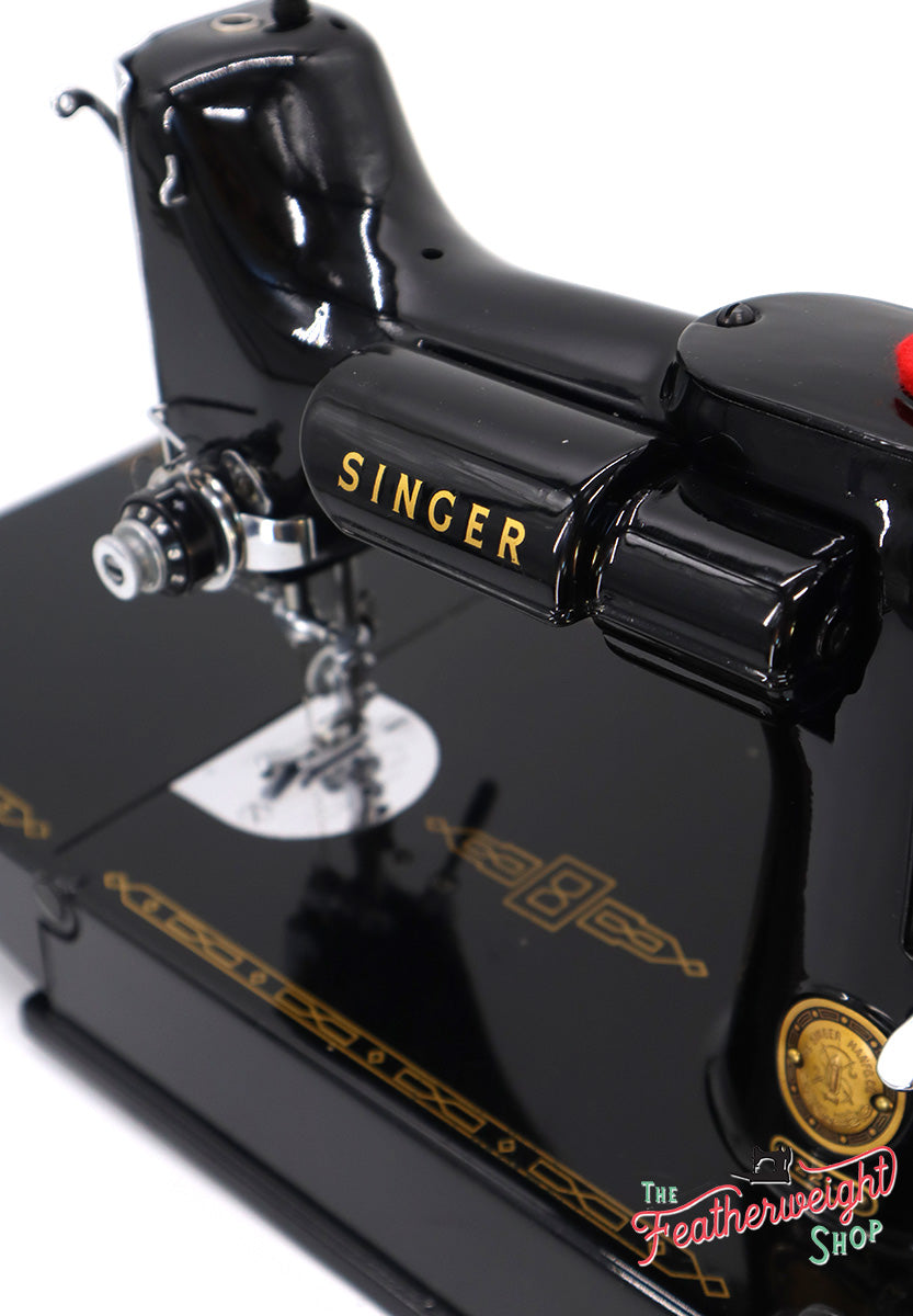 Singer Featherweight 221 1954 - AL690***