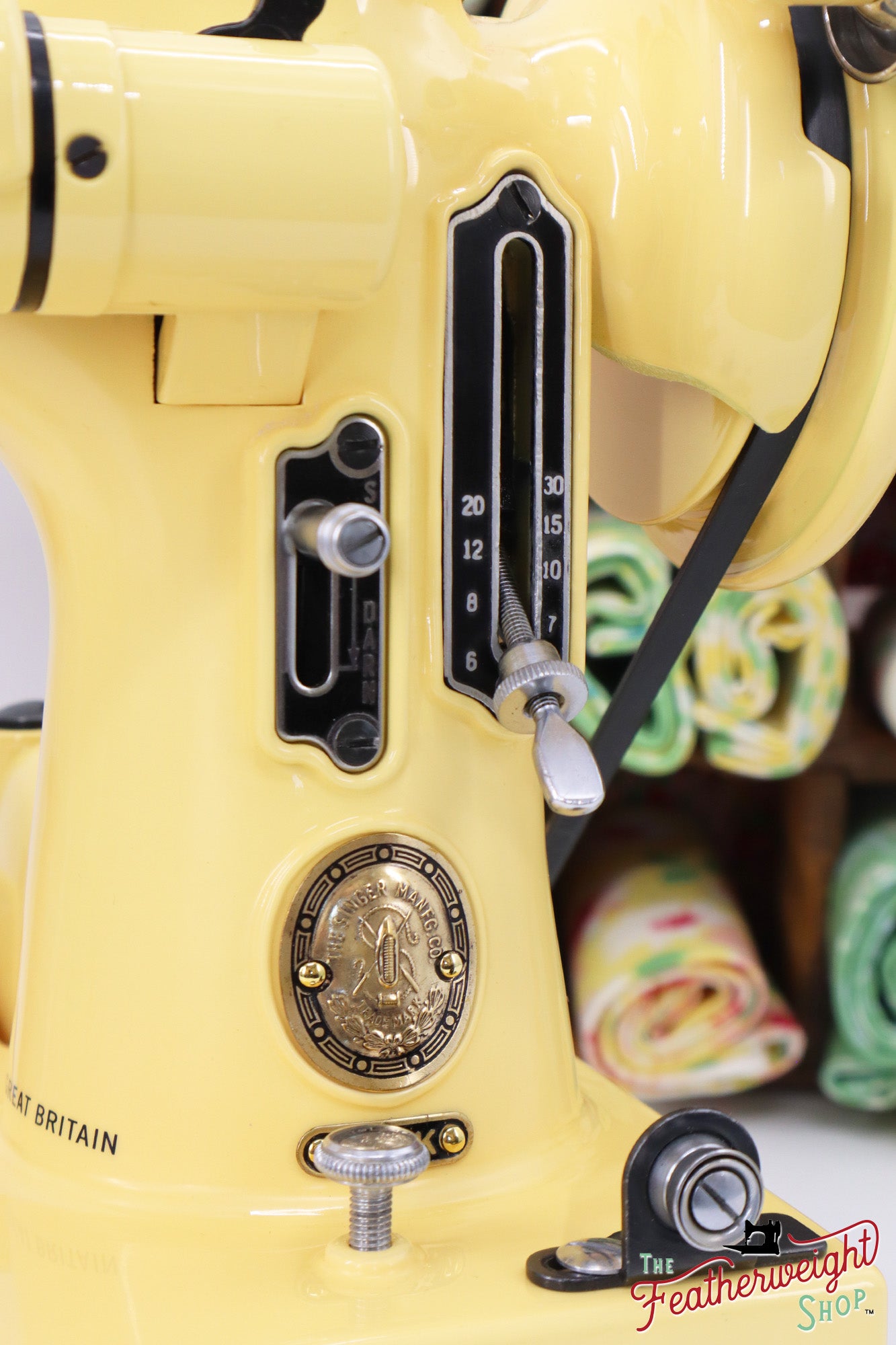 Singer Featherweight 222K - EK3264** - Fully Restored in Happy Yellow