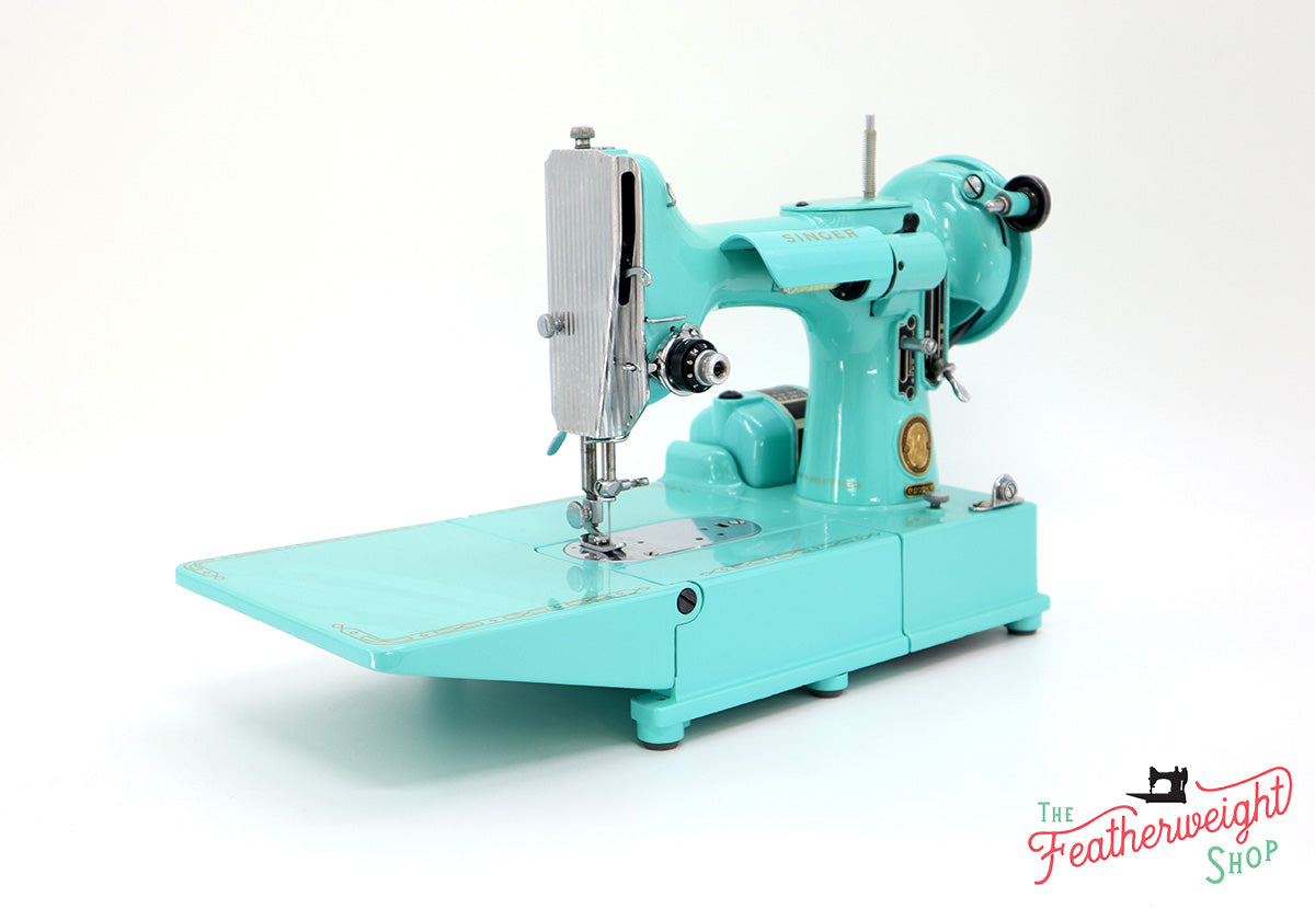 Singer Featherweight 222K Sewing Machine EL6858** - Fully Restored in Tiffany Blue