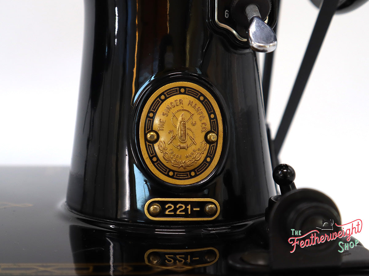 Singer Featherweight 221 1954 - AL690***