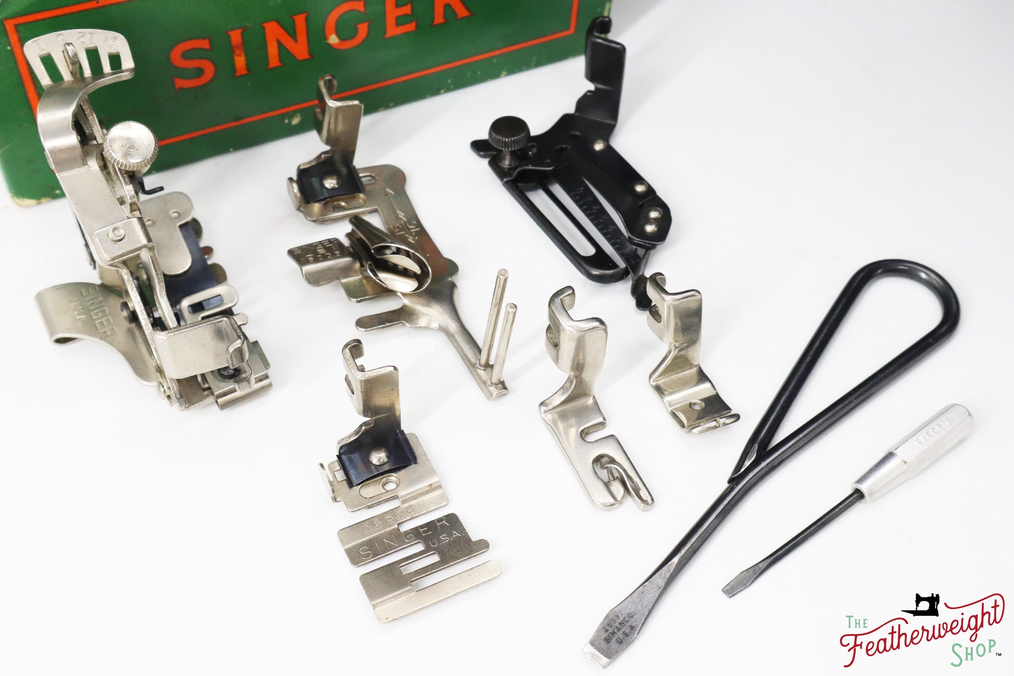 Singer Featherweight 221 Sewing Machine, Centennial: AK596***