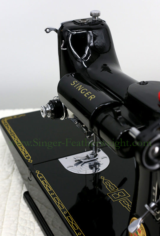 Singer Featherweight 221K Sewing Machine RED "S" ES170***