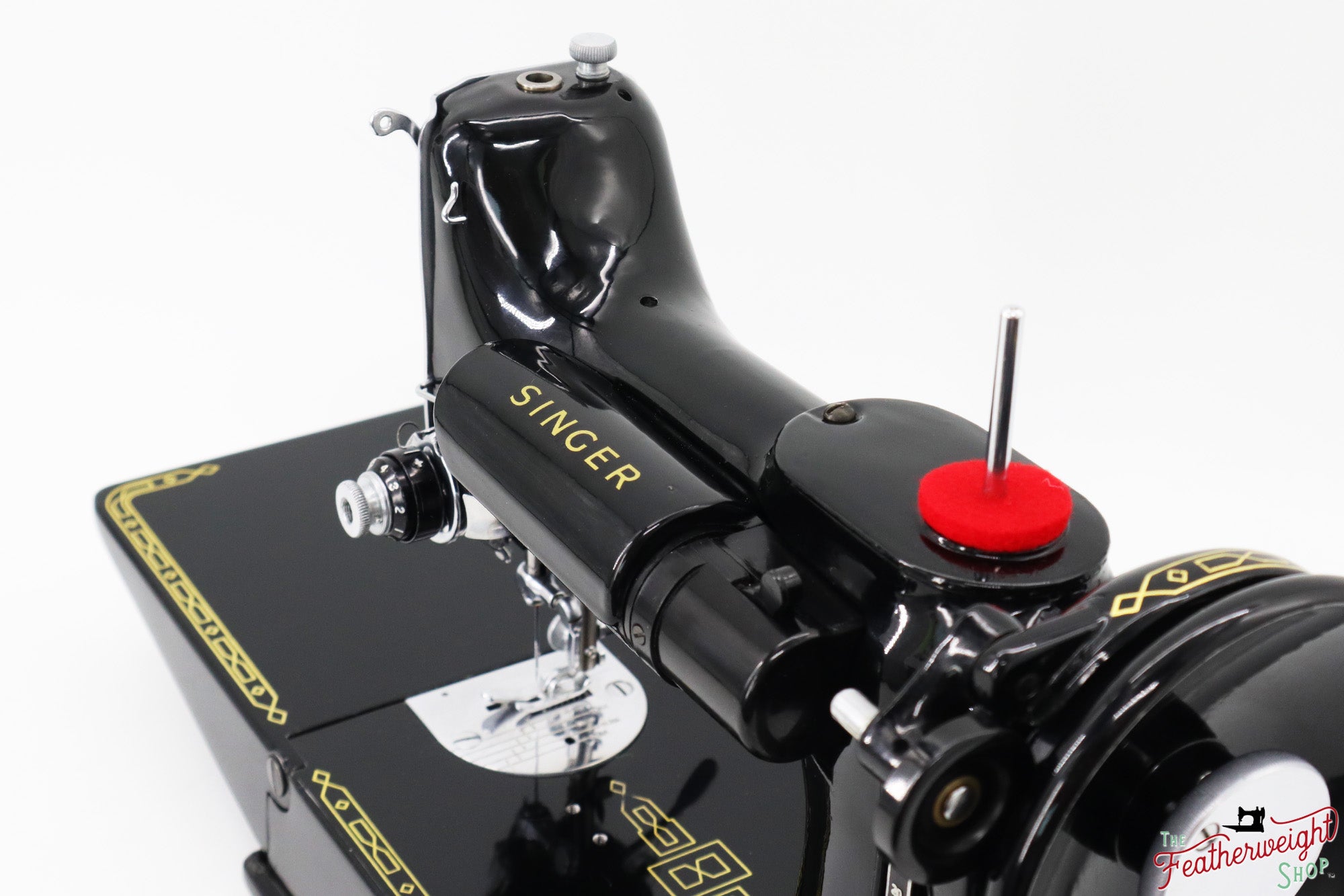 Singer Featherweight 221K Sewing Machine, RED "S" - ES651***