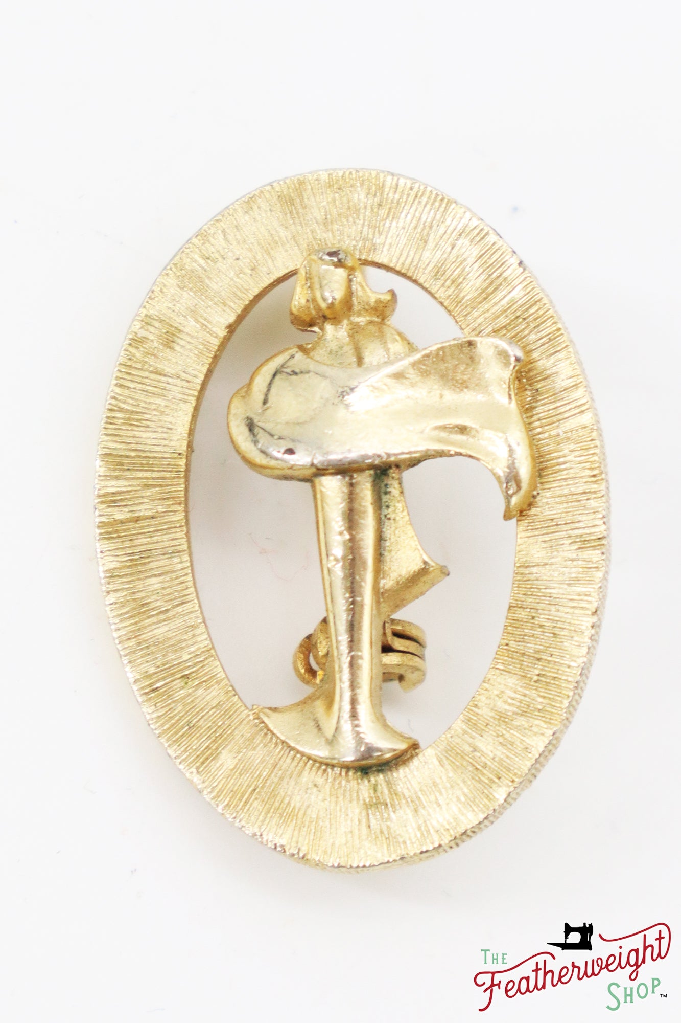 Qualifier's Pin, Singer Dressmaking Contest - RARE Singer (Vintage Original)