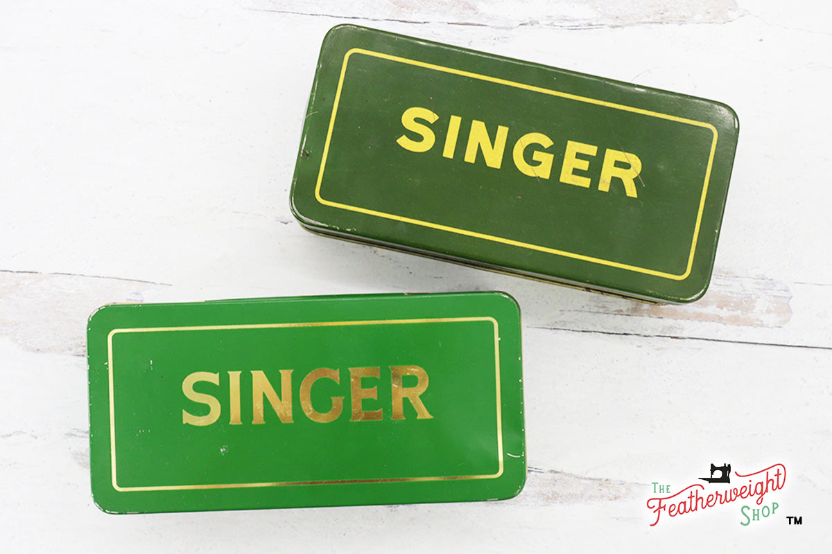 Singer Metal Attachments Tin - RARE Singer (Vintage Original)