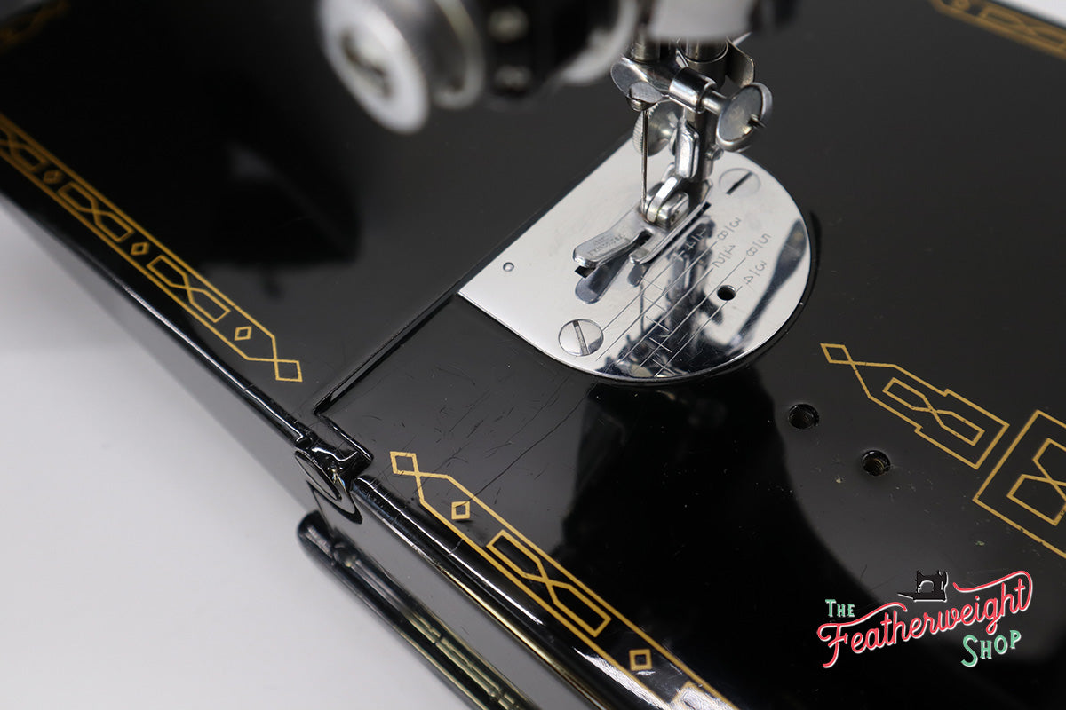 Singer Featherweight 221 1954 - AL690***