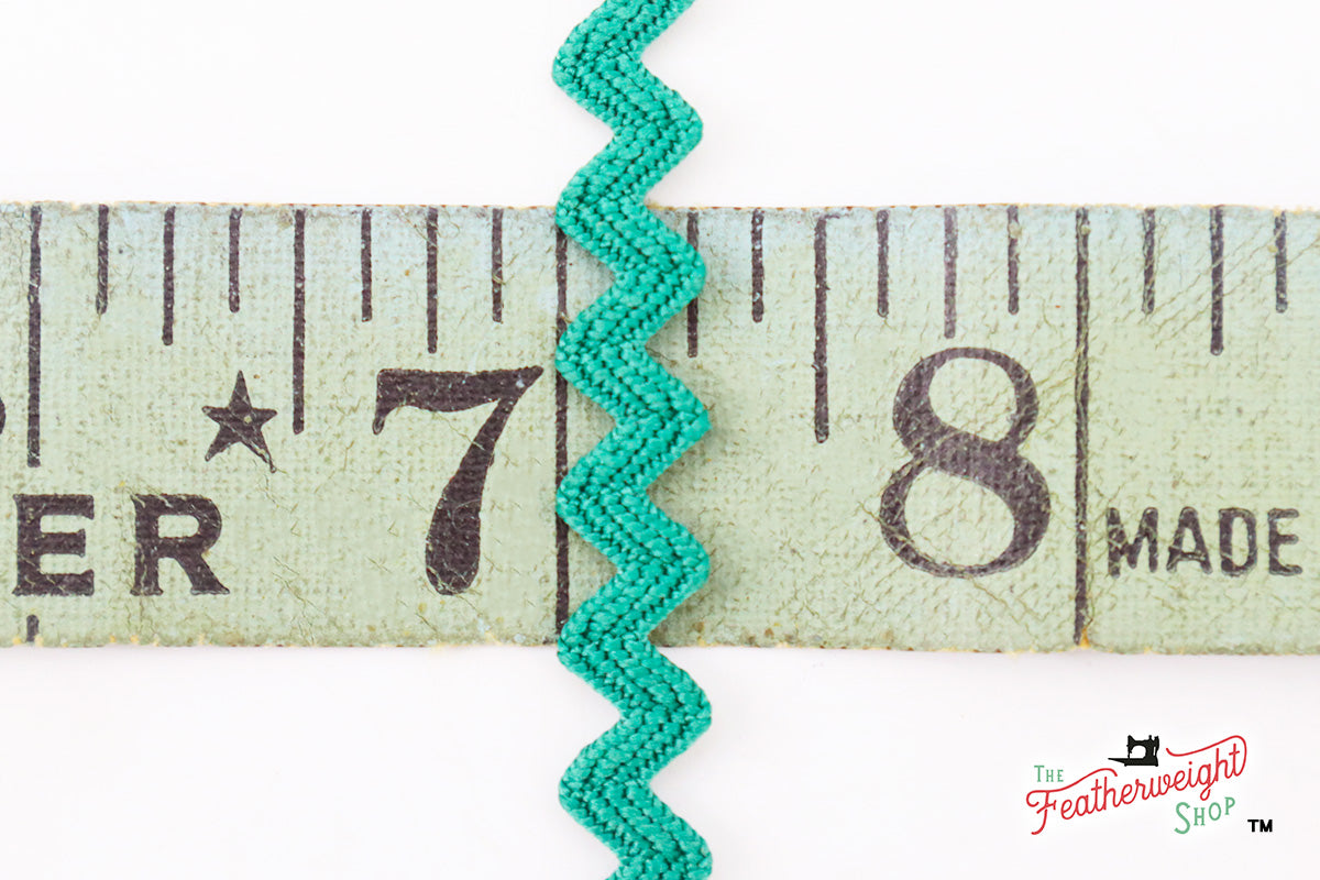 lori holt vintage trim