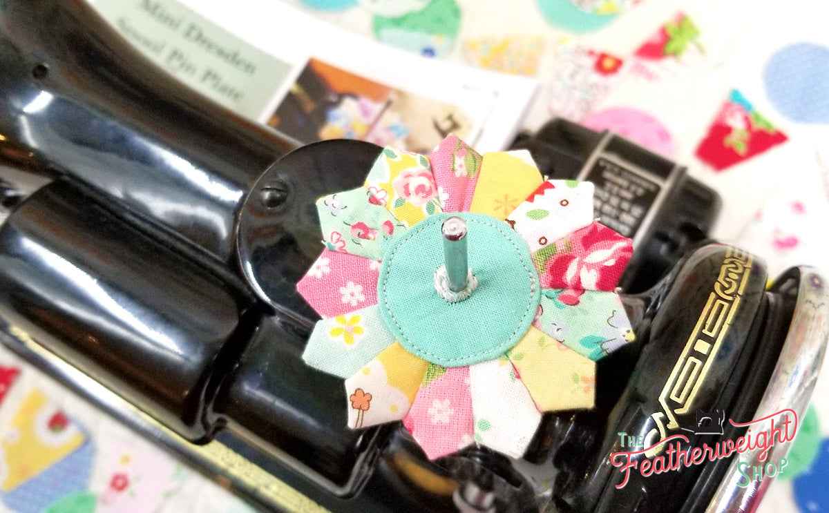 scrappy happy dresden spool pin doily