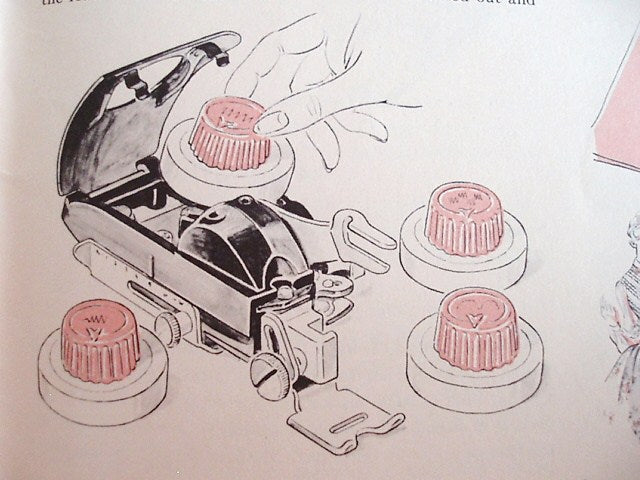 Book, Singer Sewing Skills - Vintage Original