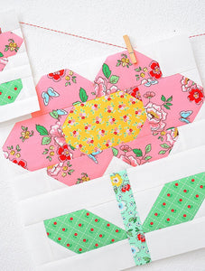 Pattern, Spring Flower Quilt Block by Ellis & Higgs (digital download)