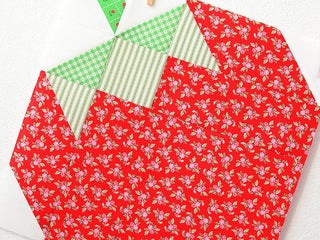 Load image into Gallery viewer, Pattern, Strawberry Quilt Block by Ellis &amp; Higgs (digital download)