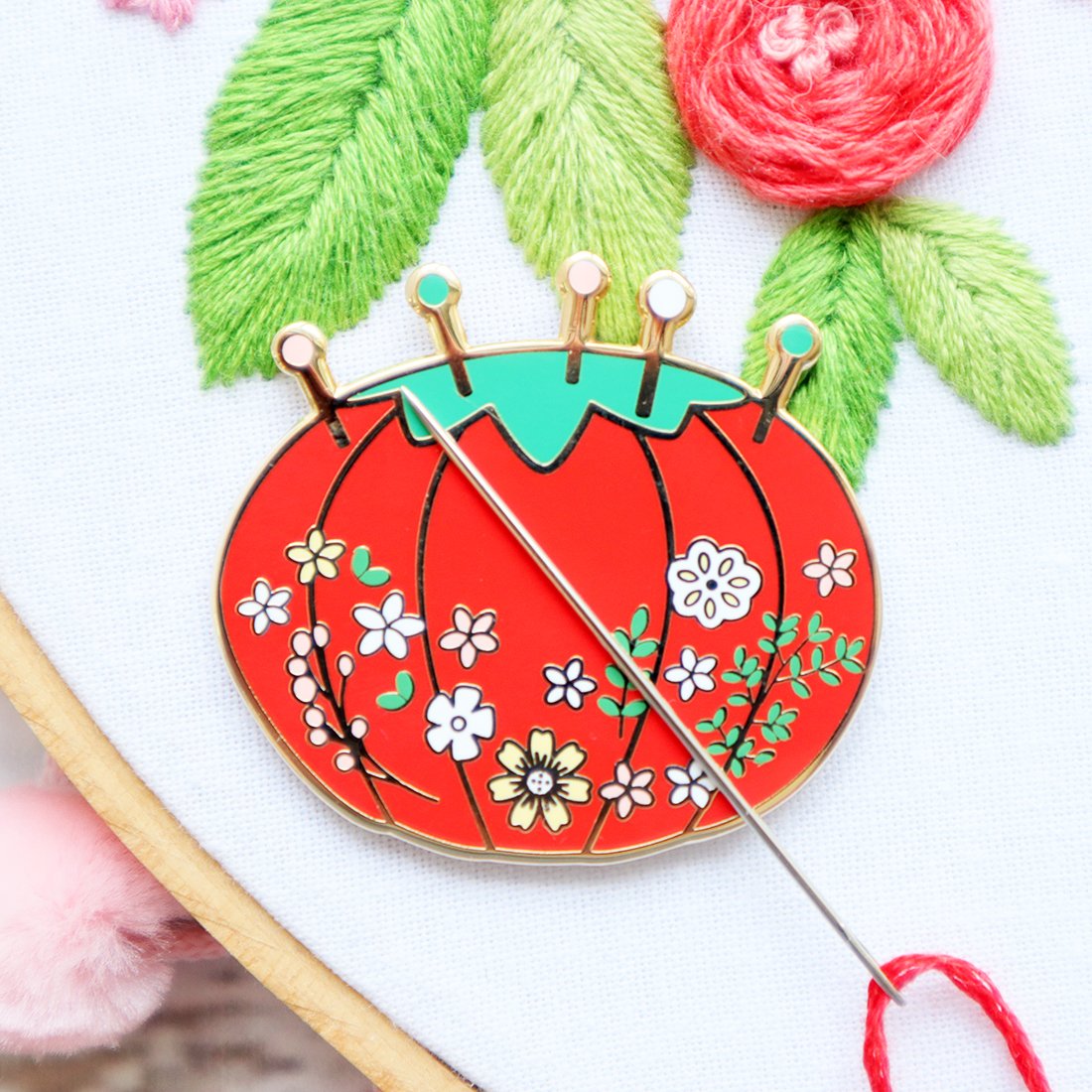 Needle Minder, VINTAGE TOMATO PINCUSHION by Flamingo Toes