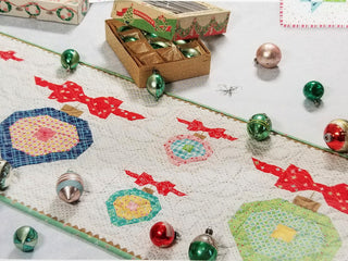 Load image into Gallery viewer, PATTERN BOOK, Vintage Christmas by Lori Holt of Bee in My Bonnet