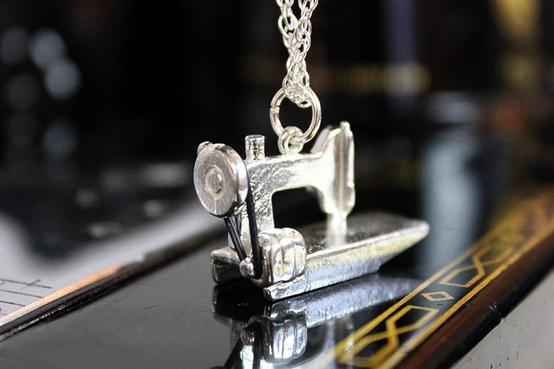 Jewelry, Singer Featherweight 221 Sterling Silver, NECKLACE