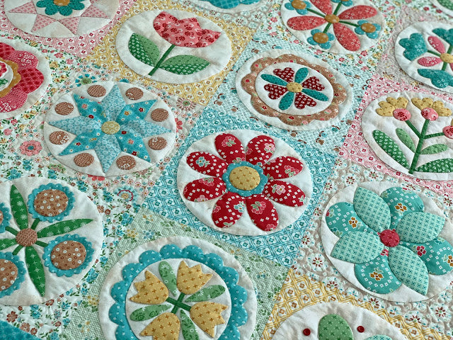 Sew Simple Shapes, GRANNY'S GARDEN by Lori Holt of Bee in My Bonnet