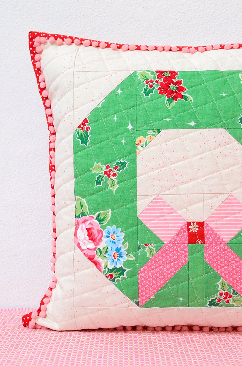 Pattern, Tis The Season Pillow Cover / MINI Quilt by Ellis & Higgs (digital download)