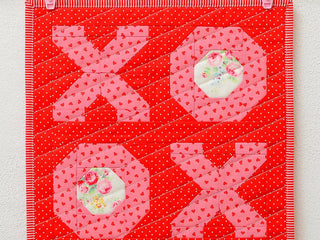 Load image into Gallery viewer, Pattern, XOXO MINI Quilt by Ellis &amp; Higgs (digital download)