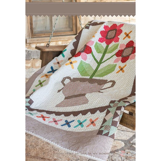 PATTERN BOOK, Prim & Proper by Lori Holt of Bee in my Bonnett