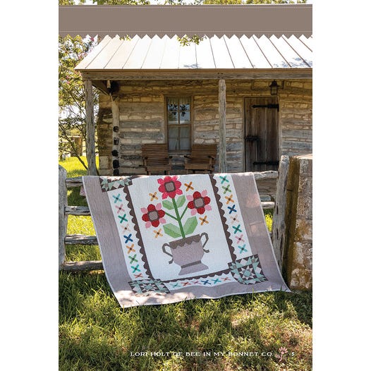 PATTERN BOOK, Prim & Proper by Lori Holt of Bee in my Bonnett