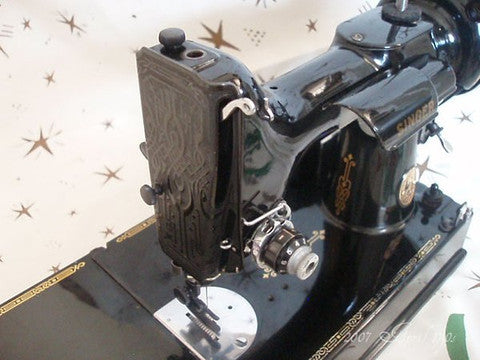 Singer Featherweight Blackside Finish