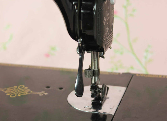 Removing the Presser Bar Lifter