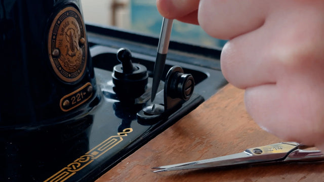 How to Adjust the Bobbin Winder Tension Bracket on a Singer Featherweight