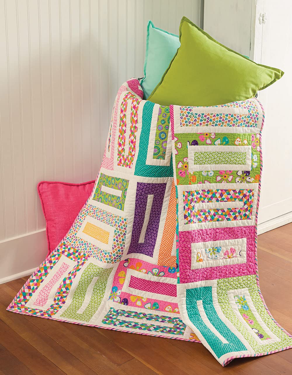 PATTERN BOOK, Snuggle Up! Cozy Nap & Lap Quilts